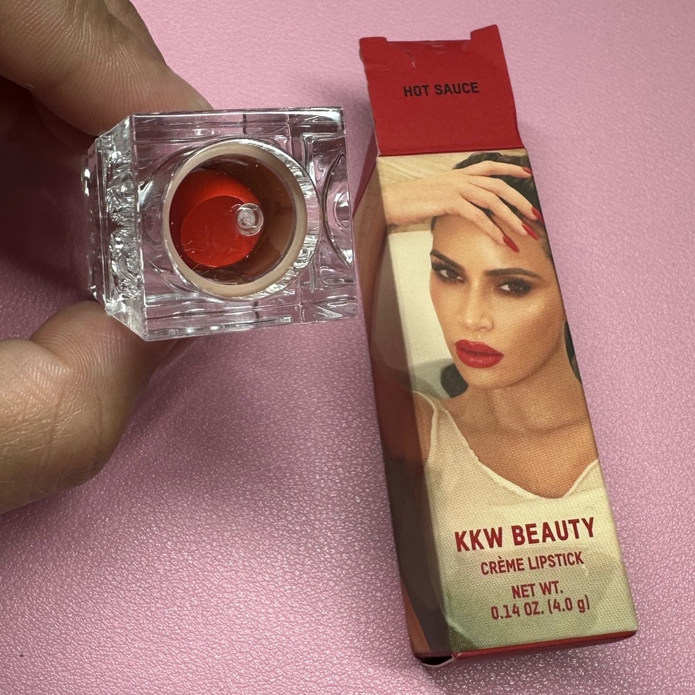 KKW LIPSTICK - Picture 4 of 5